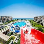 Üdülőközpont Premier 4*