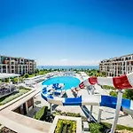 Premier Üdülőközpont 4*