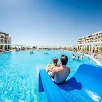 Üdülőközpont Premier 4*