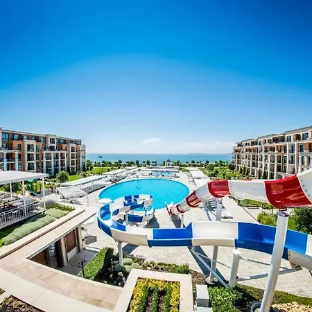 Premier Rezort 4*