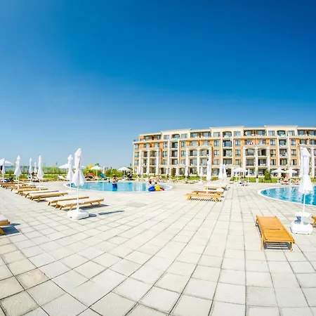 Premier Rezort 4*