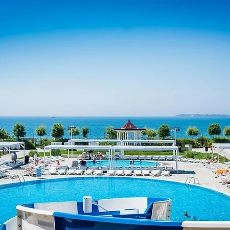 Premier Fort Beach Resort