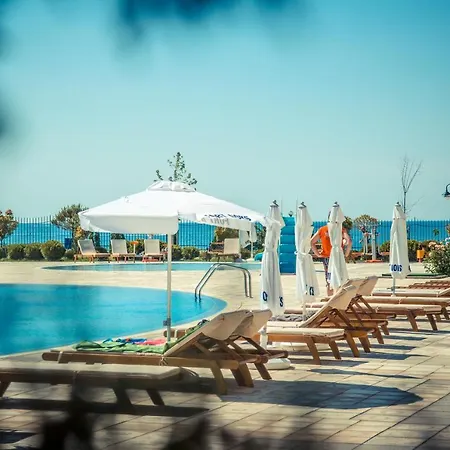 Premier Fort Beach
