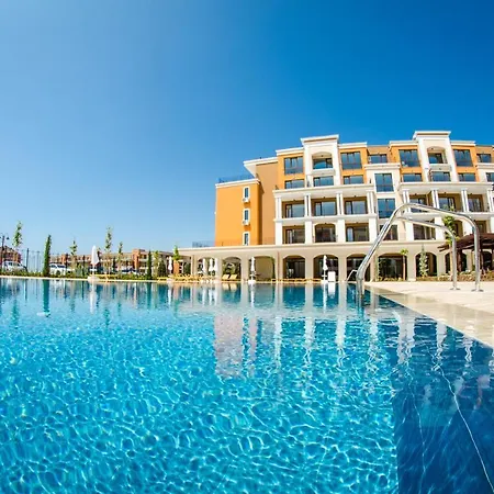 Курортный комплекс Premier 4*