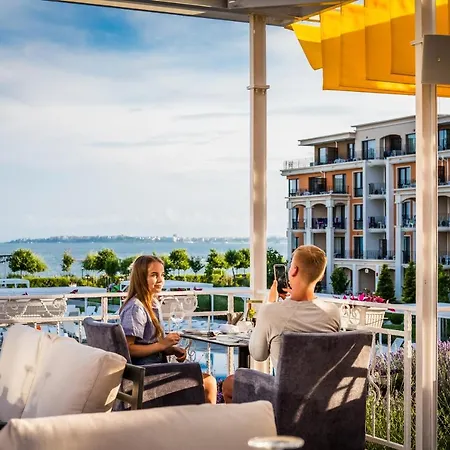 Курортный комплекс Premier 4*