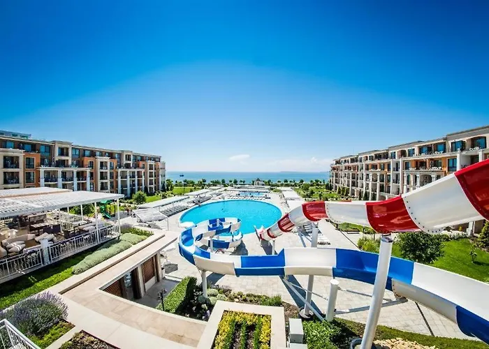 Premier Fort Beach Resort 4*