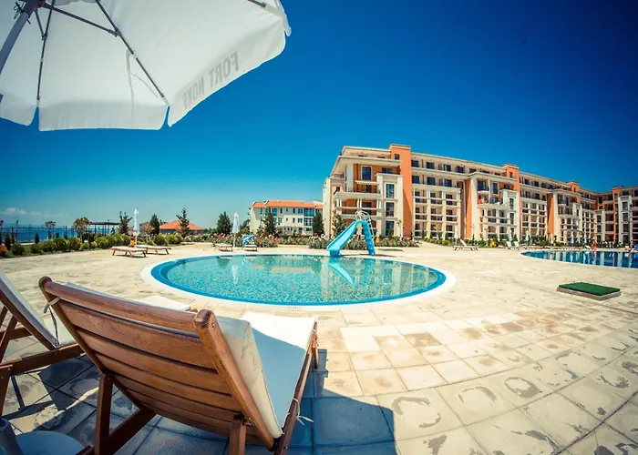 Semesteranläggning (resort) Premier 4*