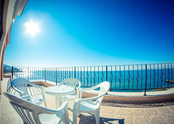 Premier Fort Beach 4*