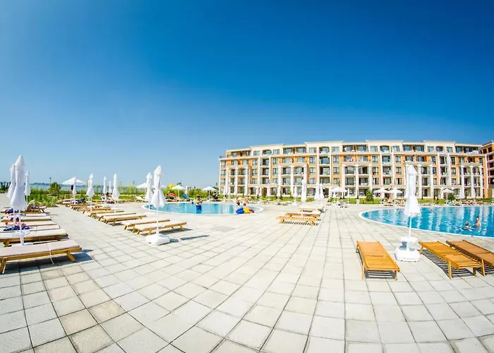 Premier Fort Beach Resort 4*