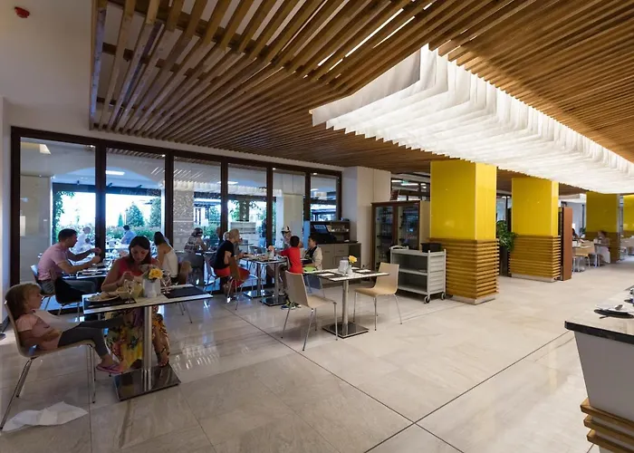 Premier Fort Beach Resort