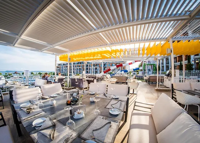 Semesteranläggning (resort) Premier 4*