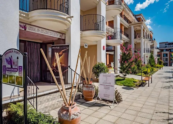 Premier Fort Beach 4*