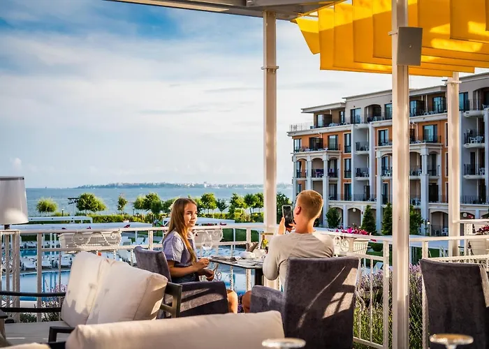 Resort Premier Fort Beach 4*