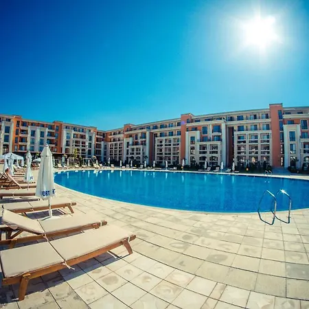 Resort Premier Fort Beach