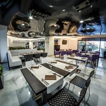 Premier 4* Σάνι Μπιτς